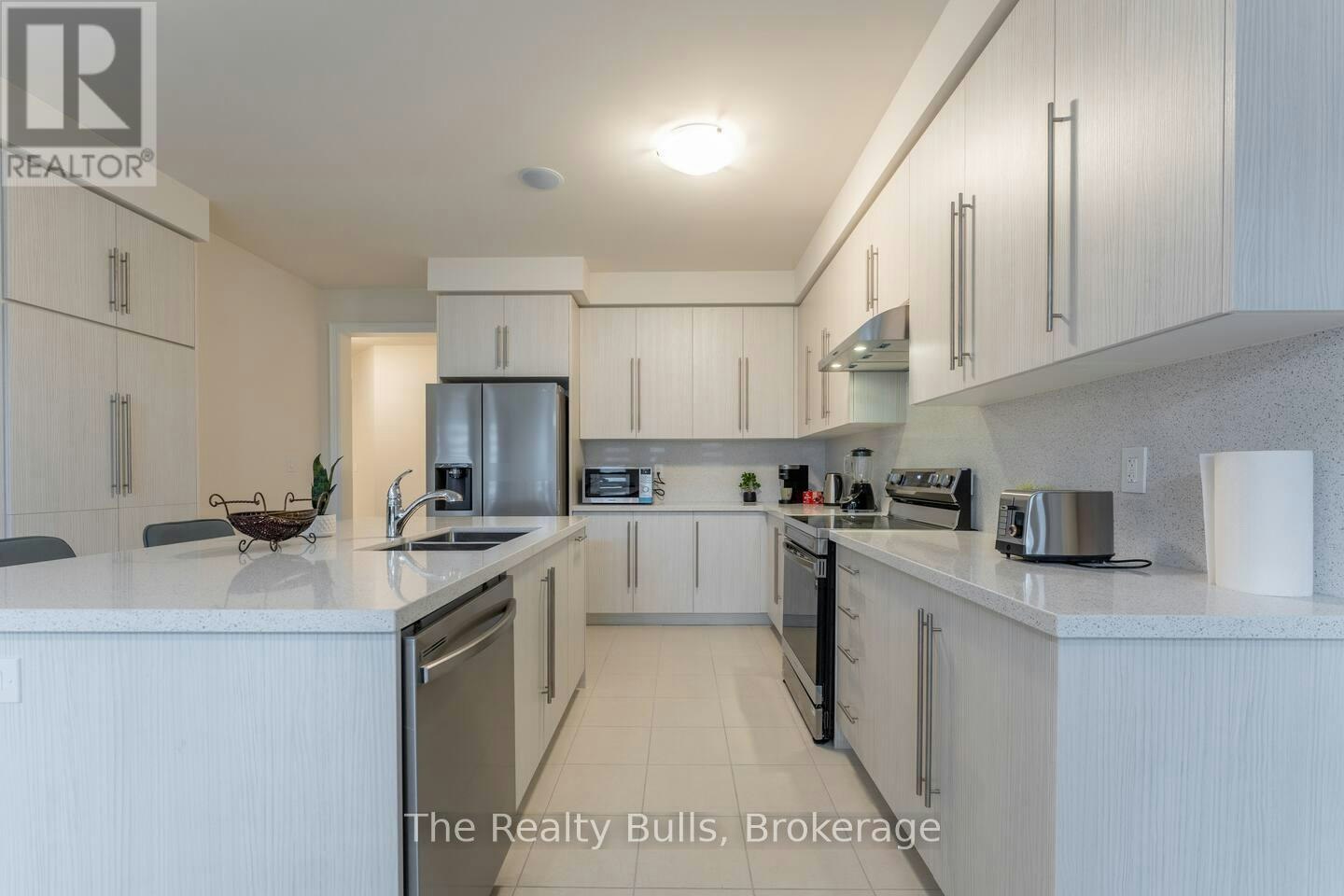89 Gledhill Crescent, Cambridge, ON, N1T 5S2 - 2