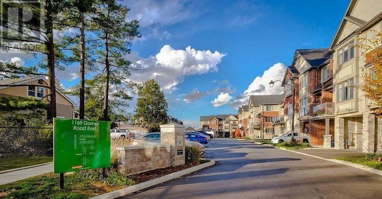 60-1169 Garner Road, Hamilton, ON, L9G 0G8