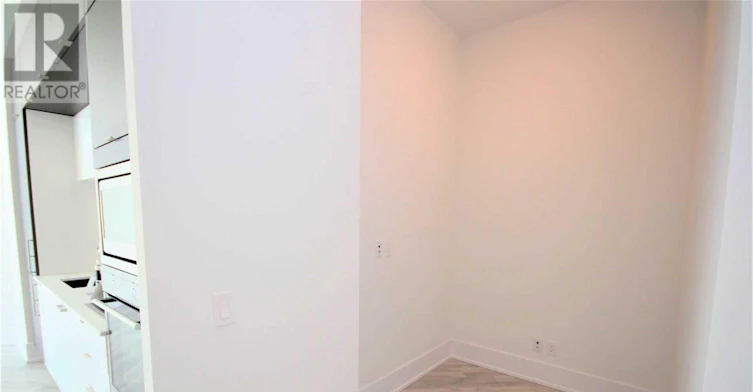 912-1 Edgewater Drive, Toronto, ON, M5A 0L1 - 6