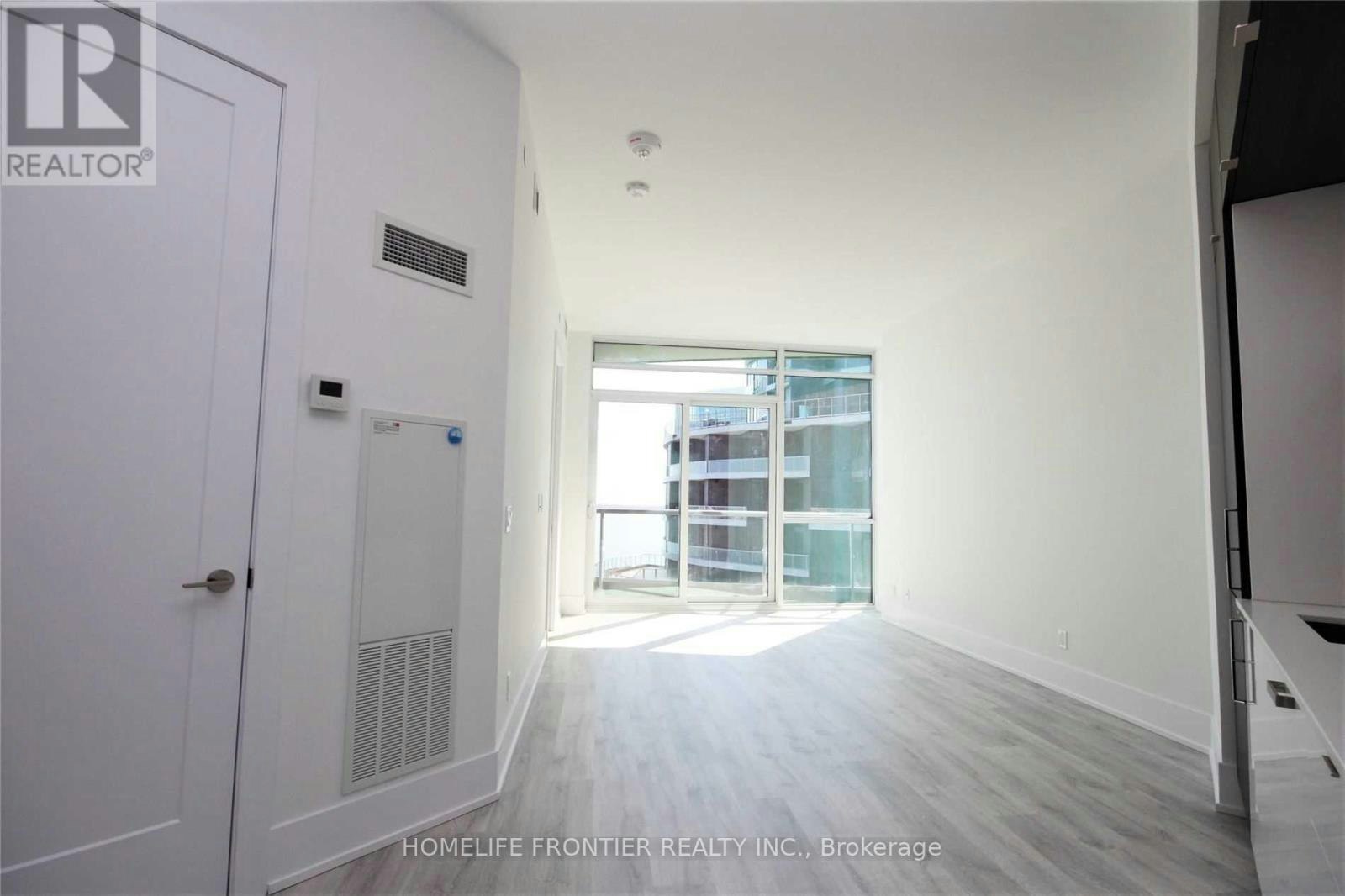 912-1 Edgewater Drive, Toronto, ON, M5A 0L1 - 7