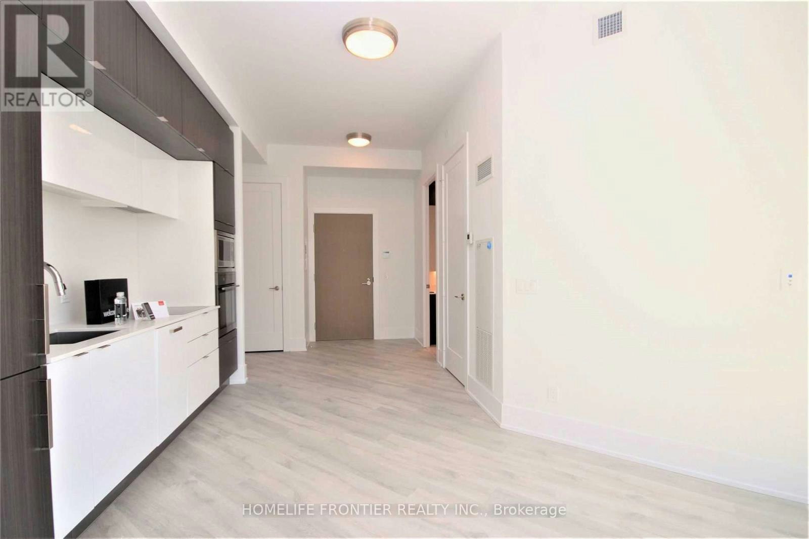 912-1 Edgewater Drive, Toronto, ON, M5A 0L1 - 9
