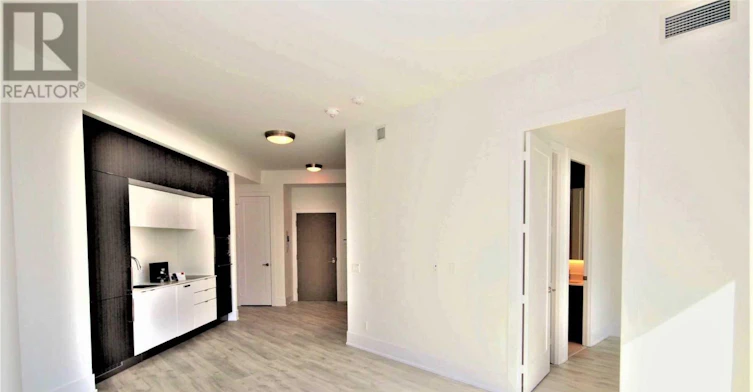 912-1 Edgewater Drive, Toronto, ON, M5A 0L1 - 8