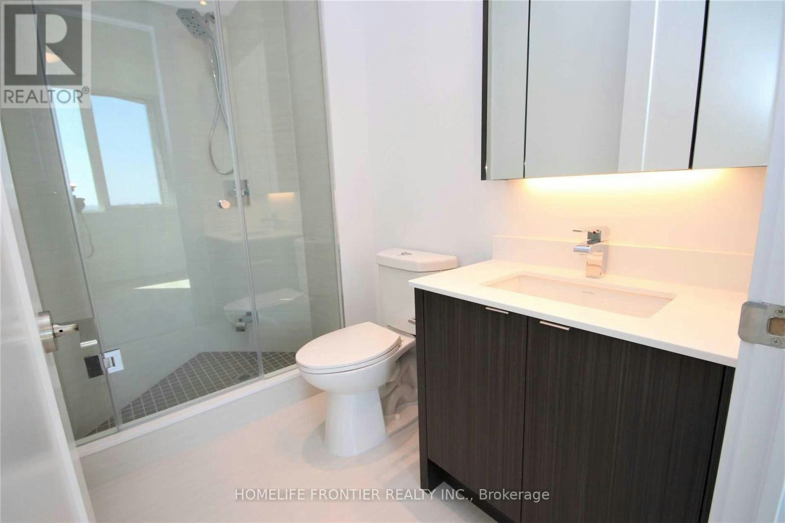 912-1 Edgewater Drive, Toronto, ON, M5A 0L1 - 16