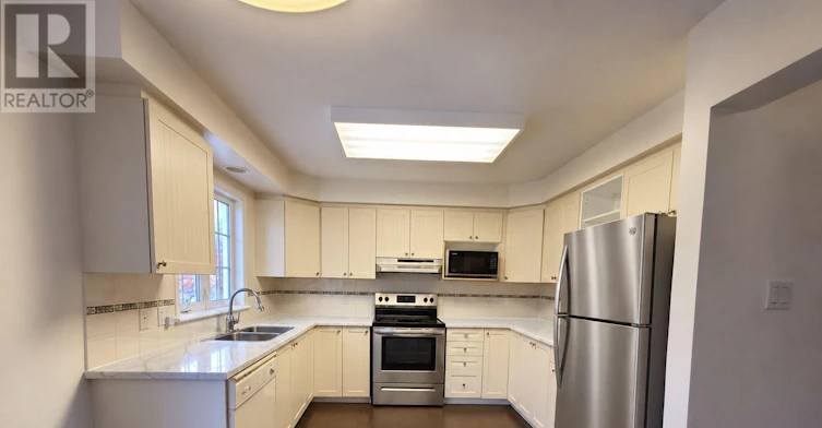 243-90 Edenvale Drive, Ottawa, ON, K2K 3N8 - 3