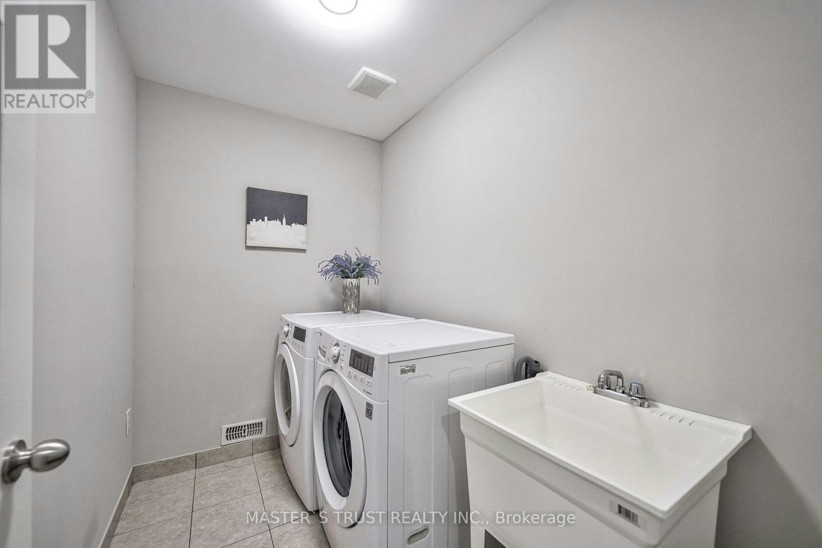 3152 Goodyear Road, Burlington, ON, L7M 1A2 - 9
