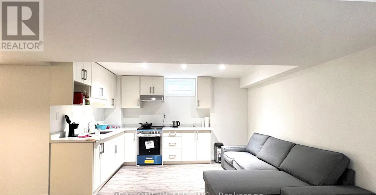 BSMT-3462 Clayton Trail, Oakville, ON, L6H 0Y9 - 2