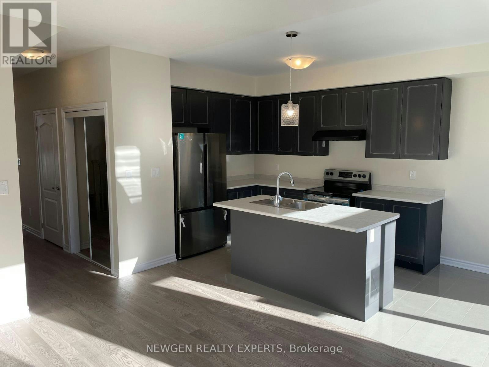 404 Dolman Street, Woolwich, ON, N0B 1M0 - 4