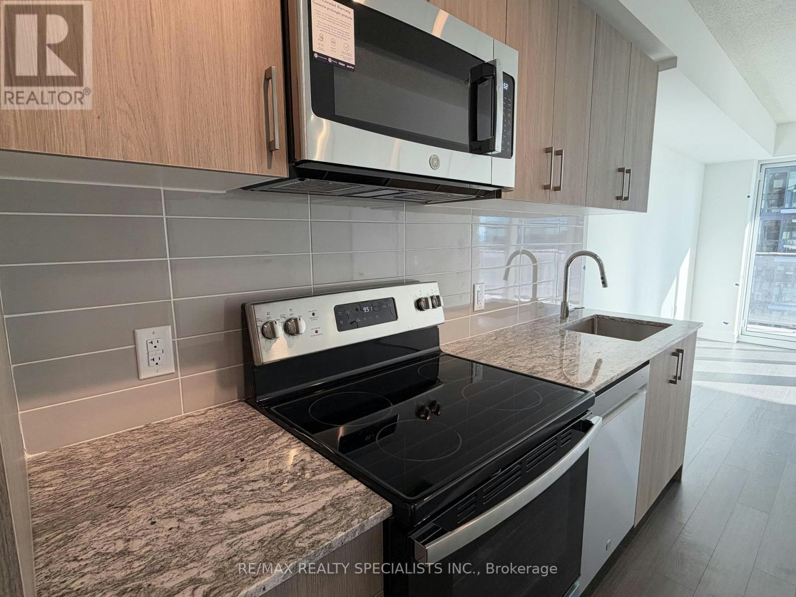 1206-4010 Eglinton Avenue W, Toronto, ON, M9A 0G5 - 7