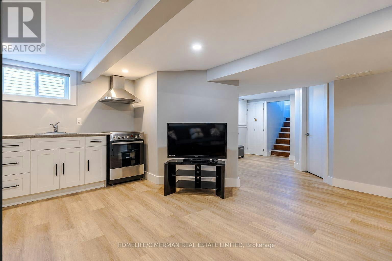 6246 Churchill Street, Niagara Falls, ON, L2G 2X4 - 10