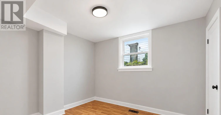 1-527 Laderoute Avenue, Ottawa, ON, K1Z 5V9 - 5