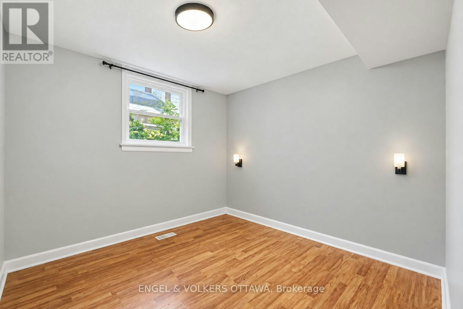 1-527 Laderoute Avenue, Ottawa, ON, K1Z 5V9 - 6