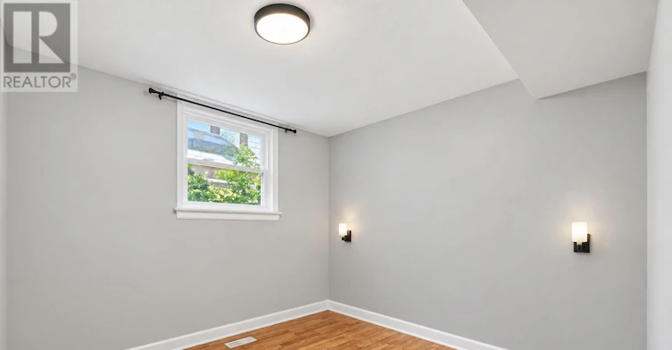 1-527 Laderoute Avenue, Ottawa, ON, K1Z 5V9 - 6
