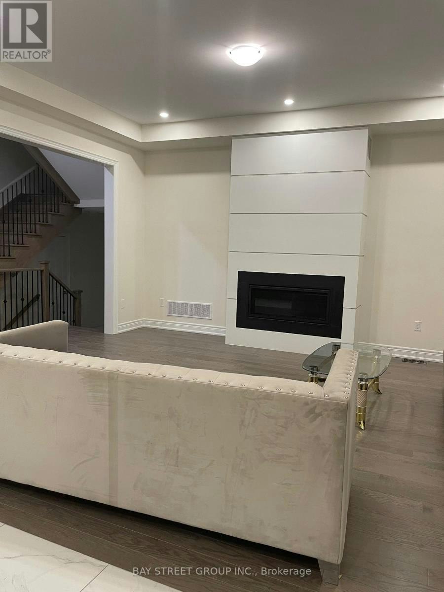 ROOM-56 Bud Leggett Cres Crescent, Georgina, ON, L4P 0B7 - 6