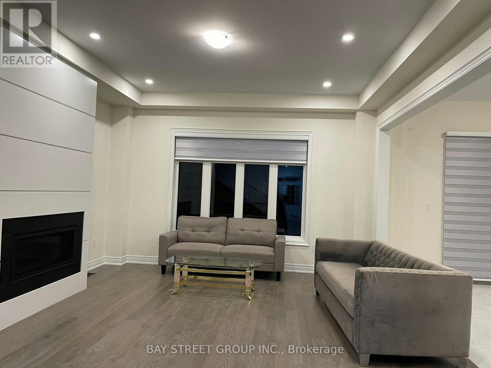 ROOM-56 Bud Leggett Cres Crescent, Georgina, ON, L4P 0B7 - 5