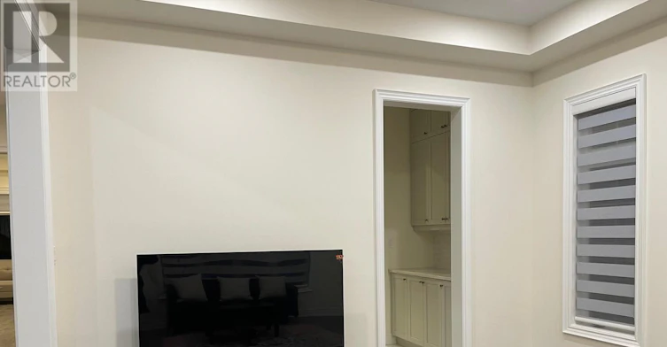 ROOM-56 Bud Leggett Cres Crescent, Georgina, ON, L4P 0B7 - 9