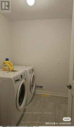 ROOM 2-49 Bud Leggett Cres Crescent, Georgina, ON, L4P 0B5 - 5