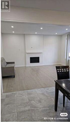 ROOM 2-49 Bud Leggett Cres Crescent, Georgina, ON, L4P 0B5 - 3