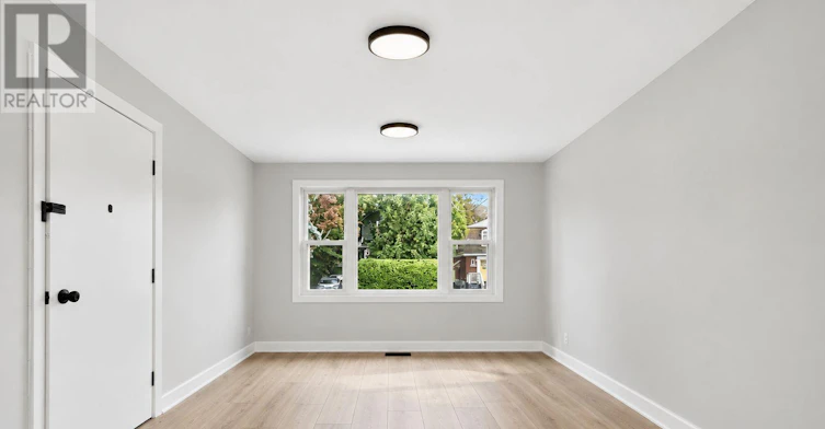 2-527 Laderoute Avenue, Ottawa, ON, K1Z 5V9 - 2