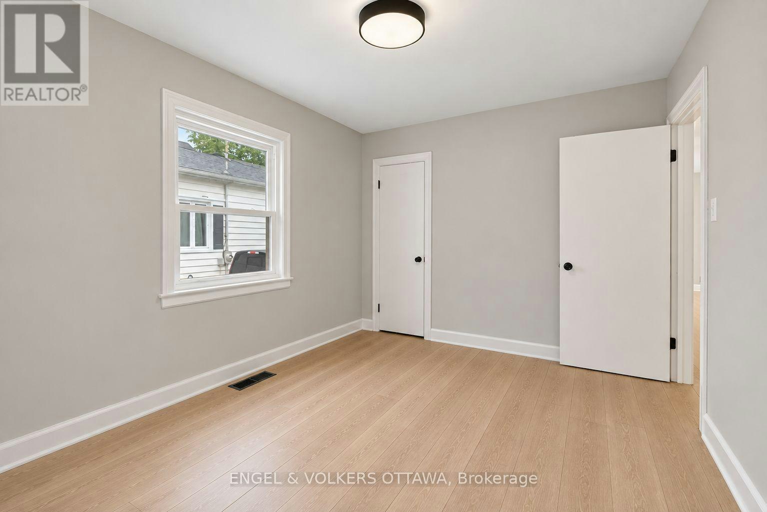 2-527 Laderoute Avenue, Ottawa, ON, K1Z 5V9 - 6