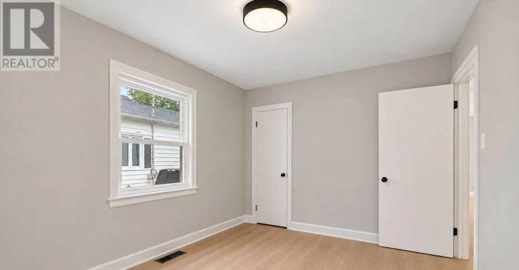 2-527 Laderoute Avenue, Ottawa, ON, K1Z 5V9 - 6