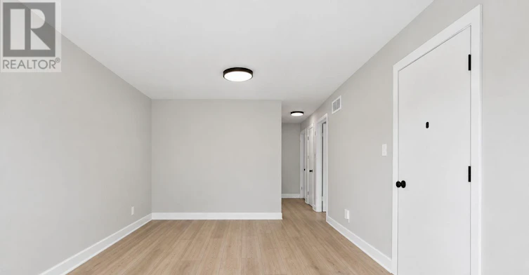 2-527 Laderoute Avenue, Ottawa, ON, K1Z 5V9 - 3