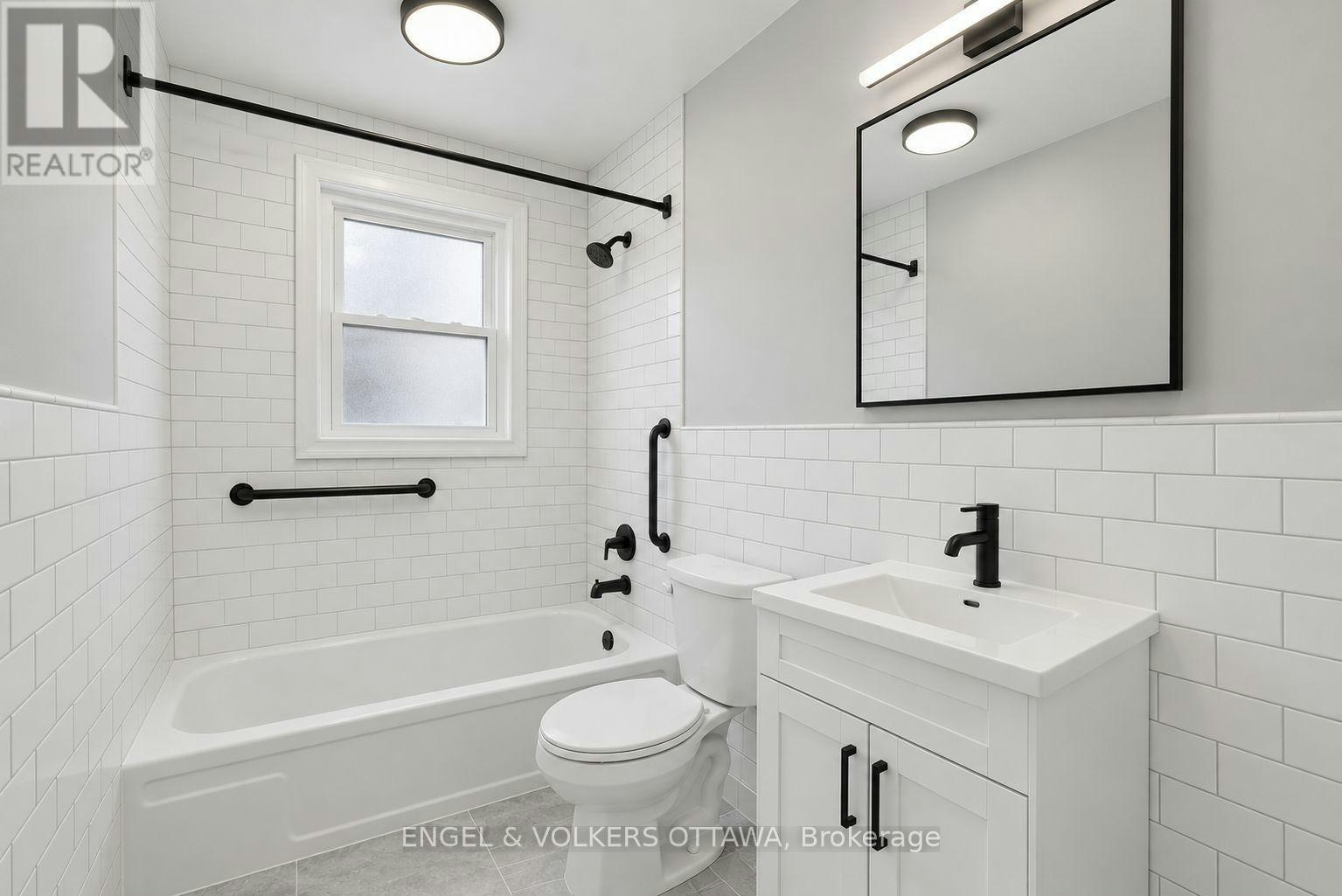 2-527 Laderoute Avenue, Ottawa, ON, K1Z 5V9 - 8
