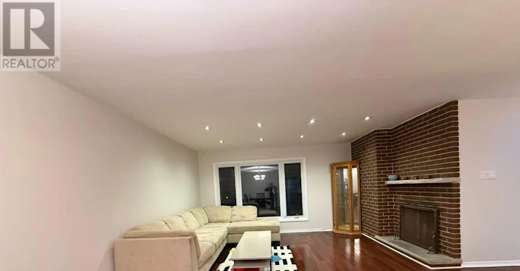 MAIN-92 Loganberry Crescent, Toronto, ON, M2H 3H1 - 3