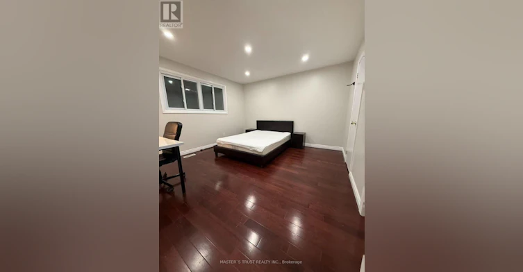 MAIN-92 Loganberry Crescent, Toronto, ON, M2H 3H1 - 7