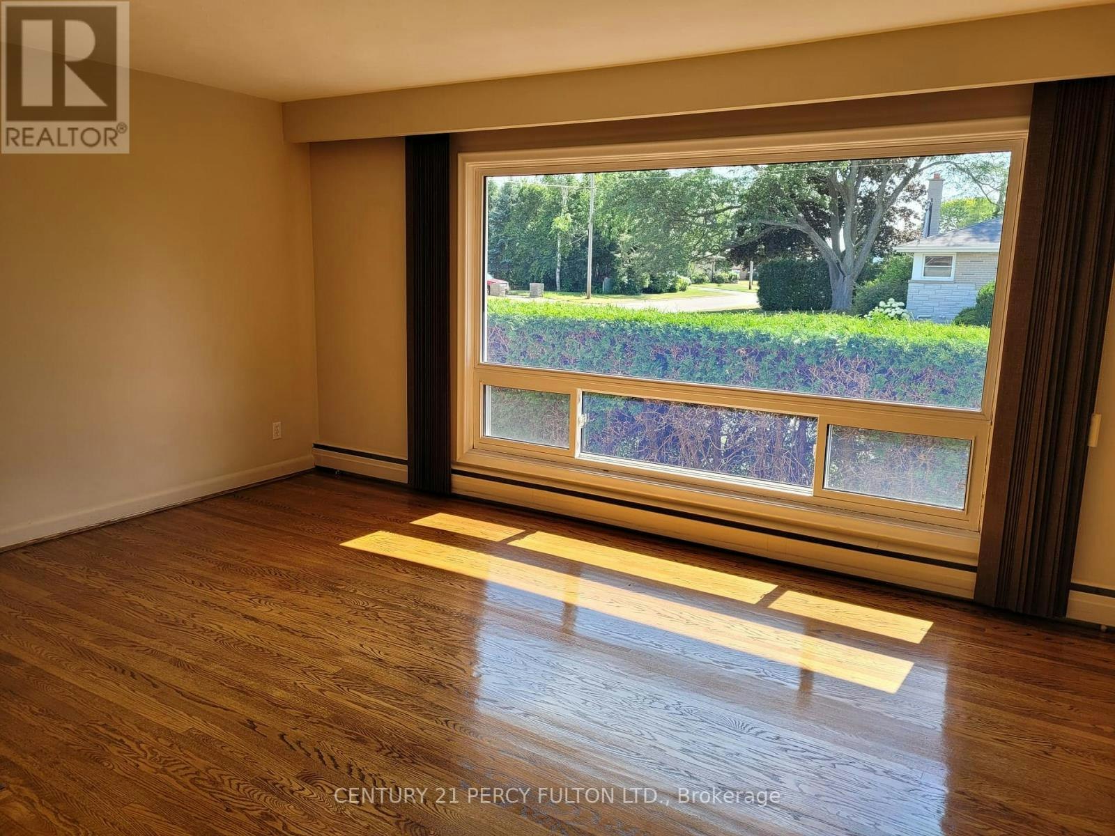 460 Bader Avenue, Oshawa, ON, L1J 3E8 - 2