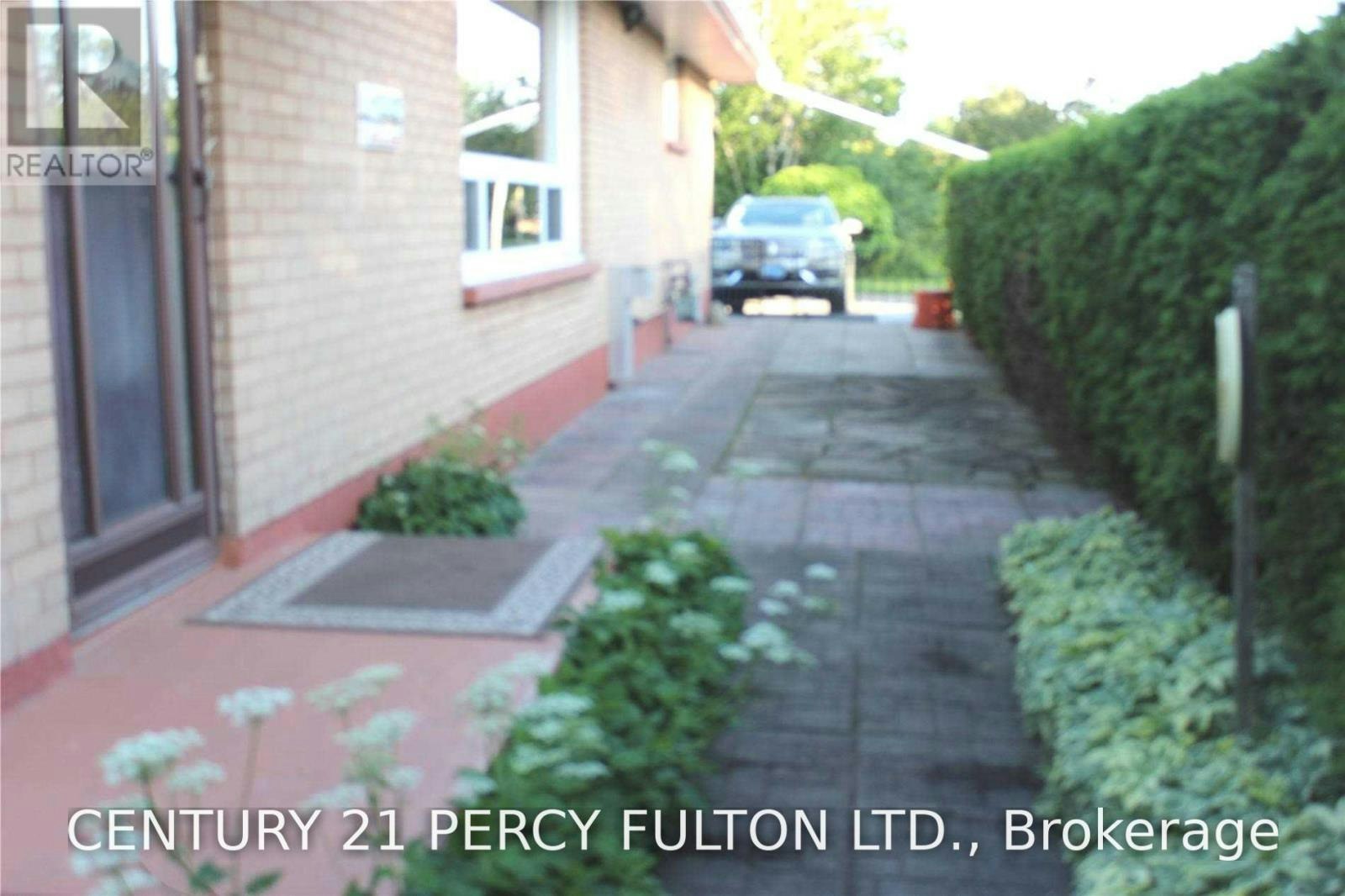 460 Bader Avenue, Oshawa, ON, L1J 3E8 - 17