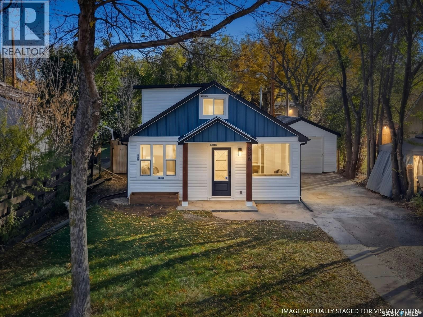 836 K Avenue N, Saskatoon, SK, S7L 2N1