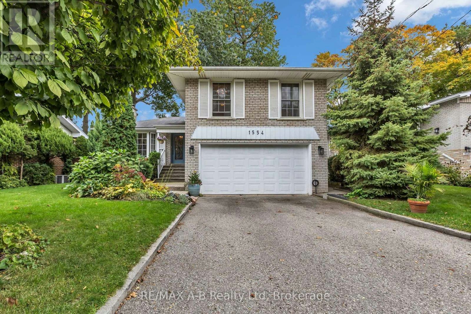 1554 Sunnycove Drive, Mississauga, ON, L4X 1B5
