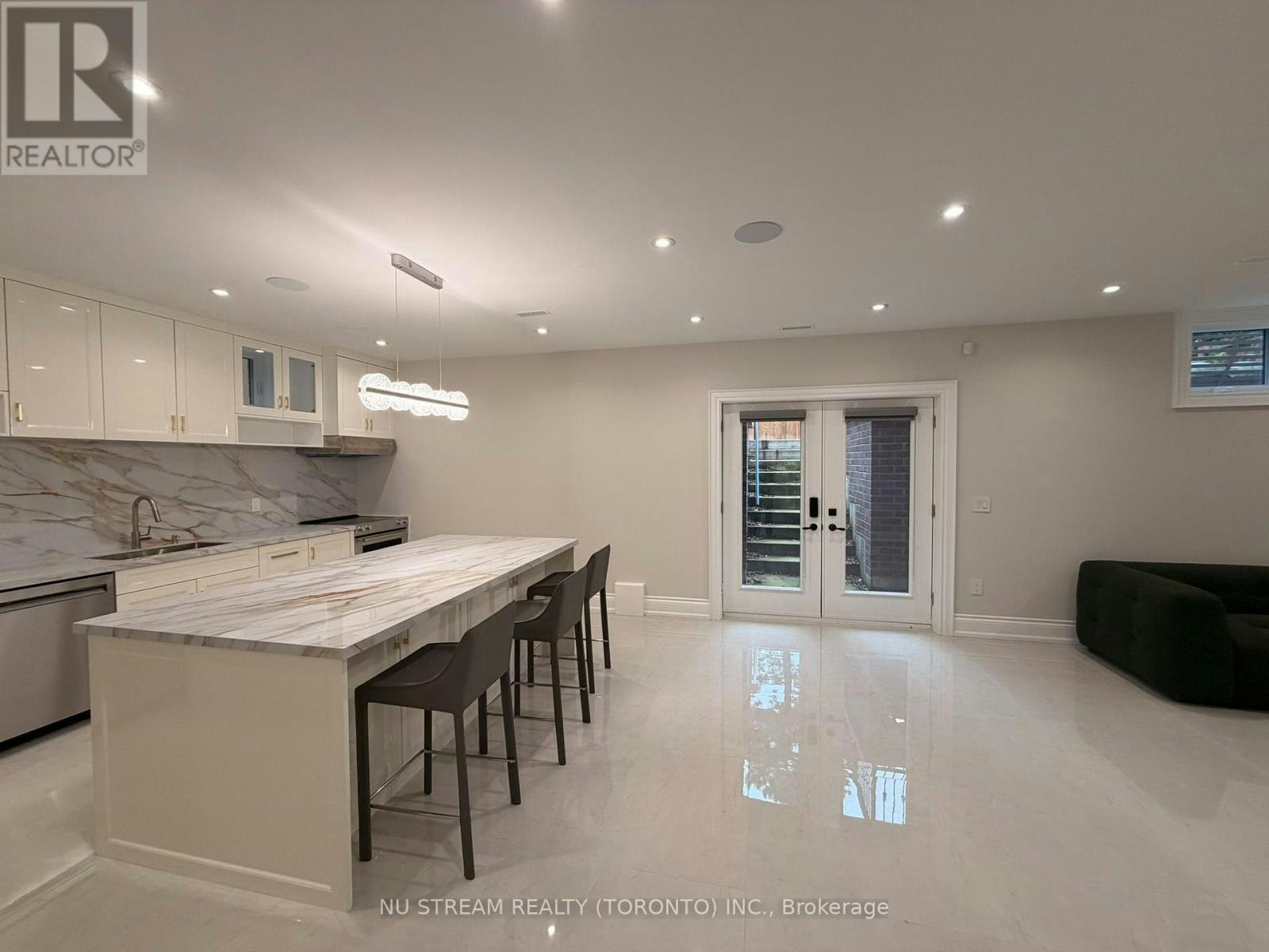 108 Abitibi Avenue, Toronto, ON, M2M 2V6 - 42