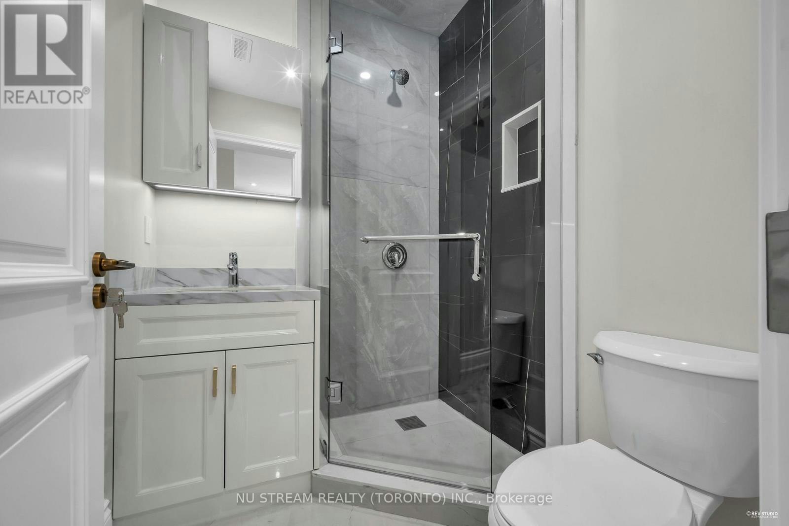 108 Abitibi Avenue, Toronto, ON, M2M 2V6 - 46
