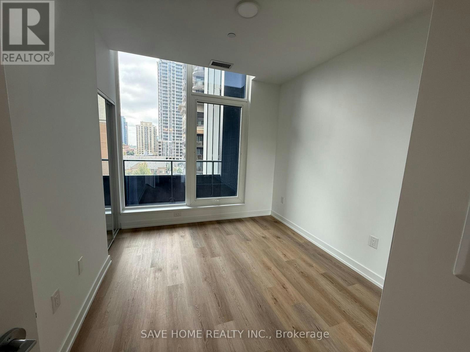 503-395 Square One Drive, Mississauga, ON, L5B 0P6 - 6