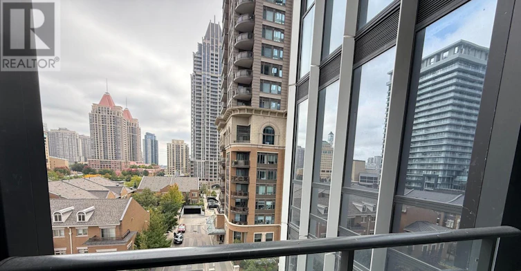 503-395 Square One Drive, Mississauga, ON, L5B 0P6 - 9
