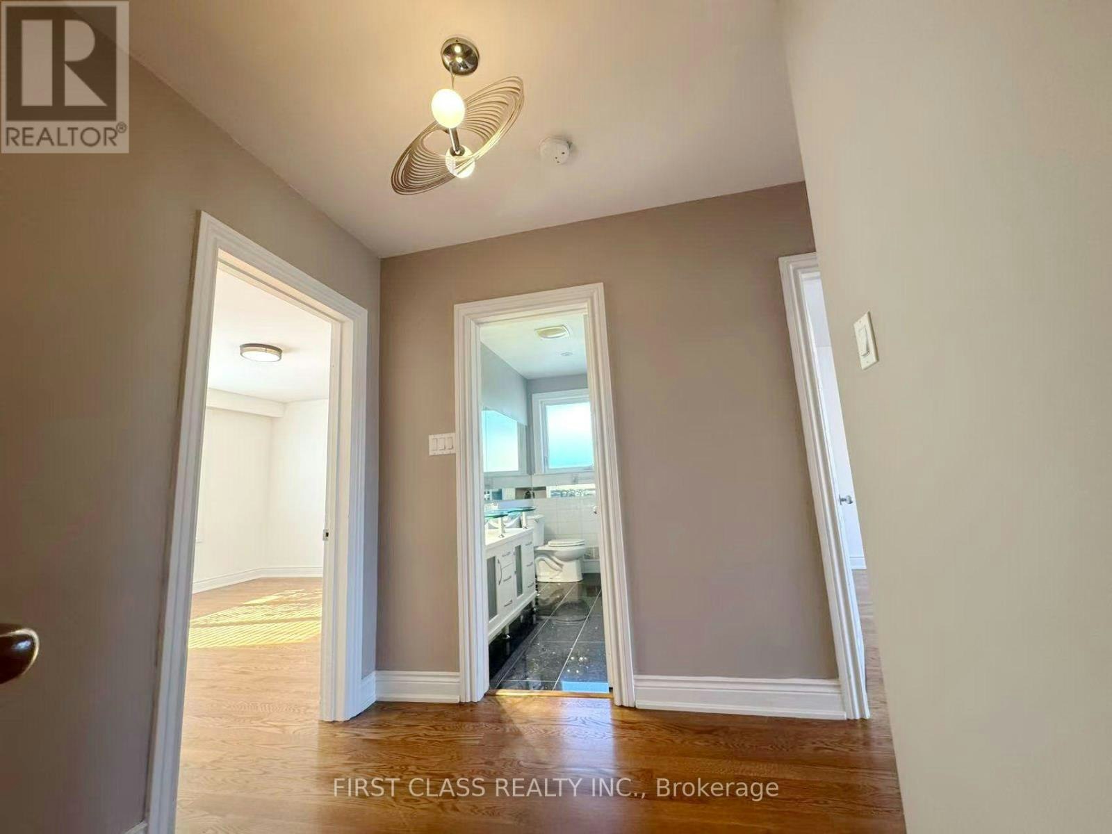 202 Goddard Street, Toronto, ON, M3H 5E6 - 17