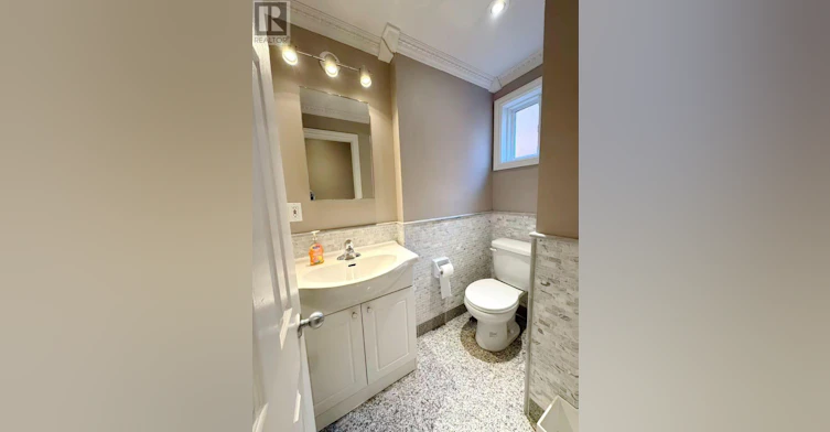 202 Goddard Street, Toronto, ON, M3H 5E6 - 38