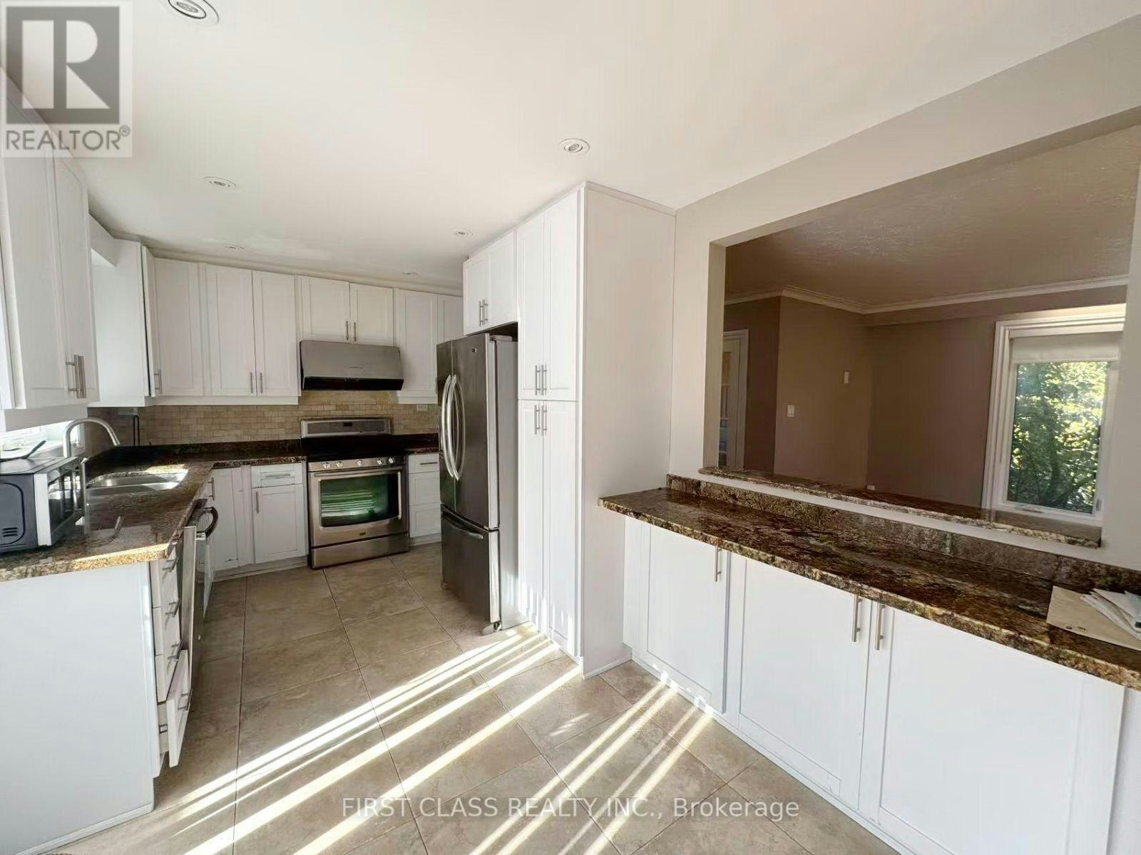 202 Goddard Street, Toronto, ON, M3H 5E6 - 13