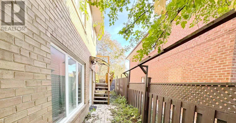 202 Goddard Street, Toronto, ON, M3H 5E6 - 43