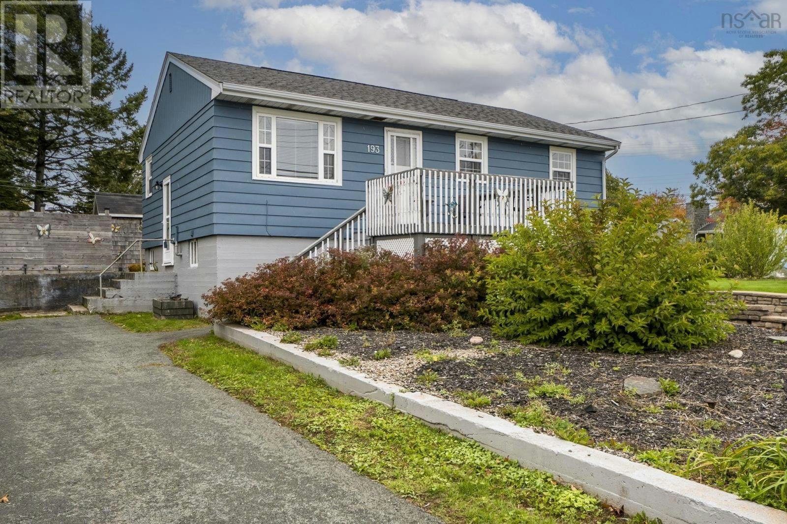 193 Albro Lake Road, Dartmouth, NS, B3A 3Z5