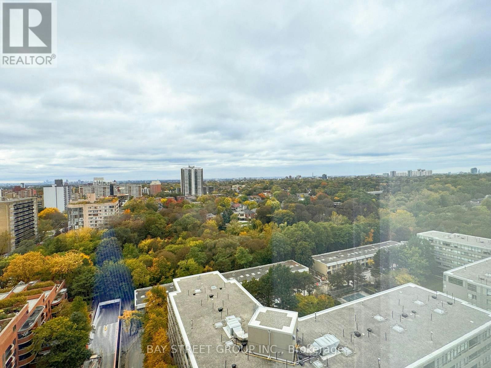 2105-91 Montclair Avenue, Toronto, ON, M5P 0B1 - 39