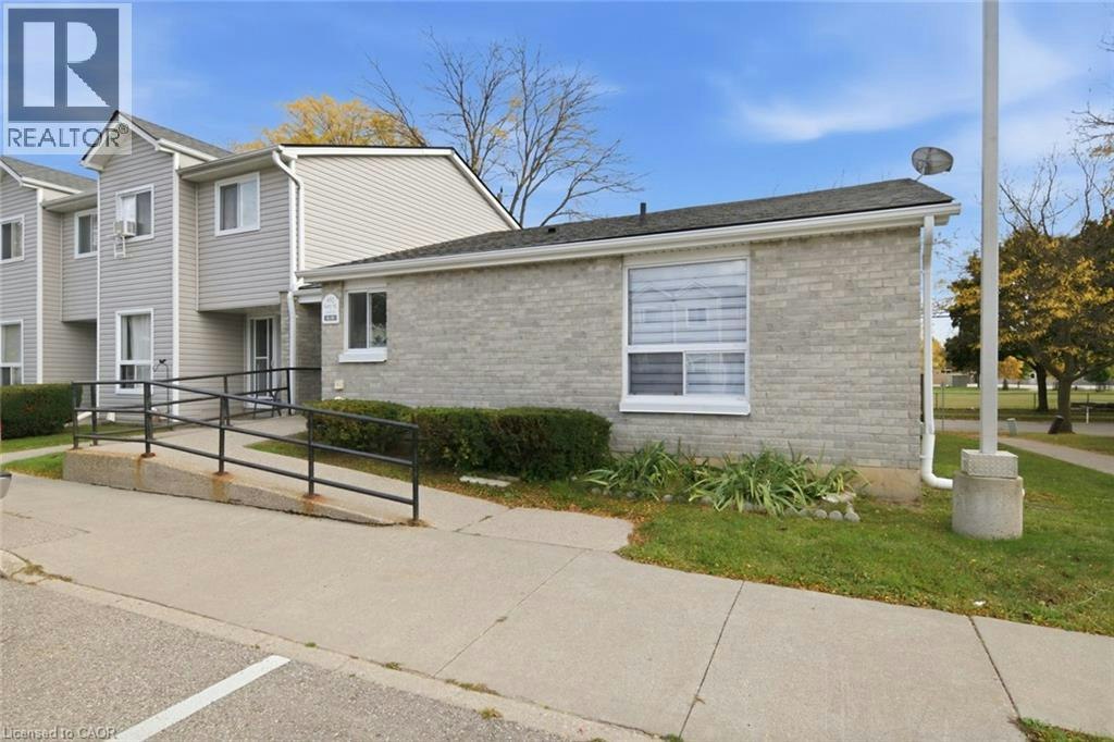 5-492 Grey Street, Brantford, ON, N3S 7S6