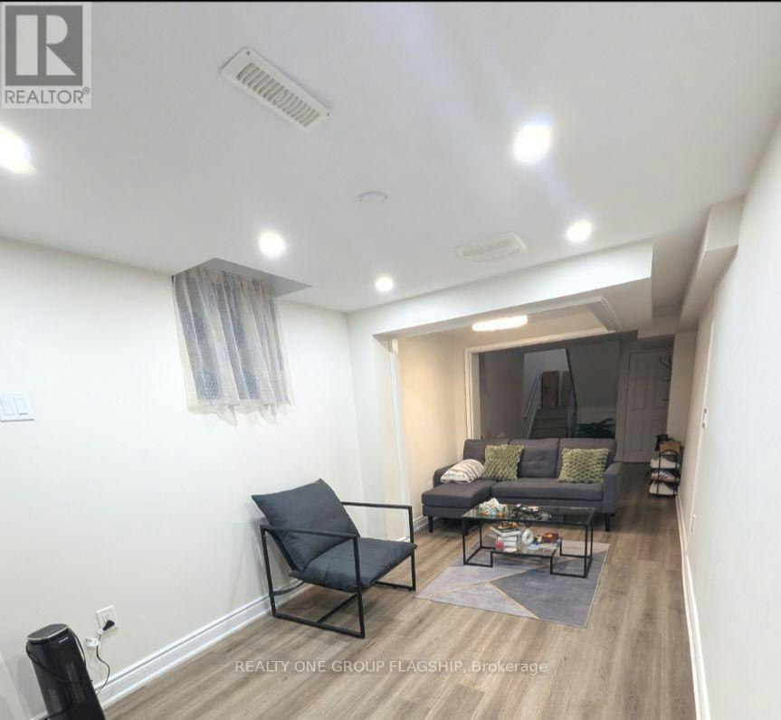 3665 Colonial Lower Drive, Mississauga, ON, L5L 4P2 - 5