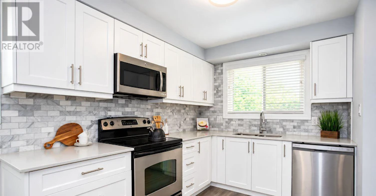 MAIN-576 Turner Drive, Burlington, ON, L7L 2W7 - 8