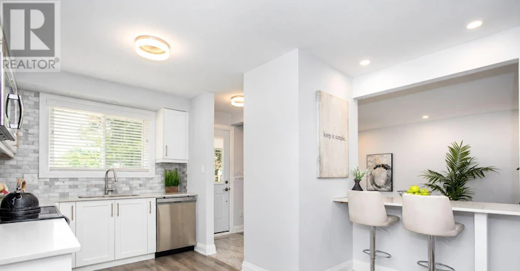 MAIN-576 Turner Drive, Burlington, ON, L7L 2W7 - 4