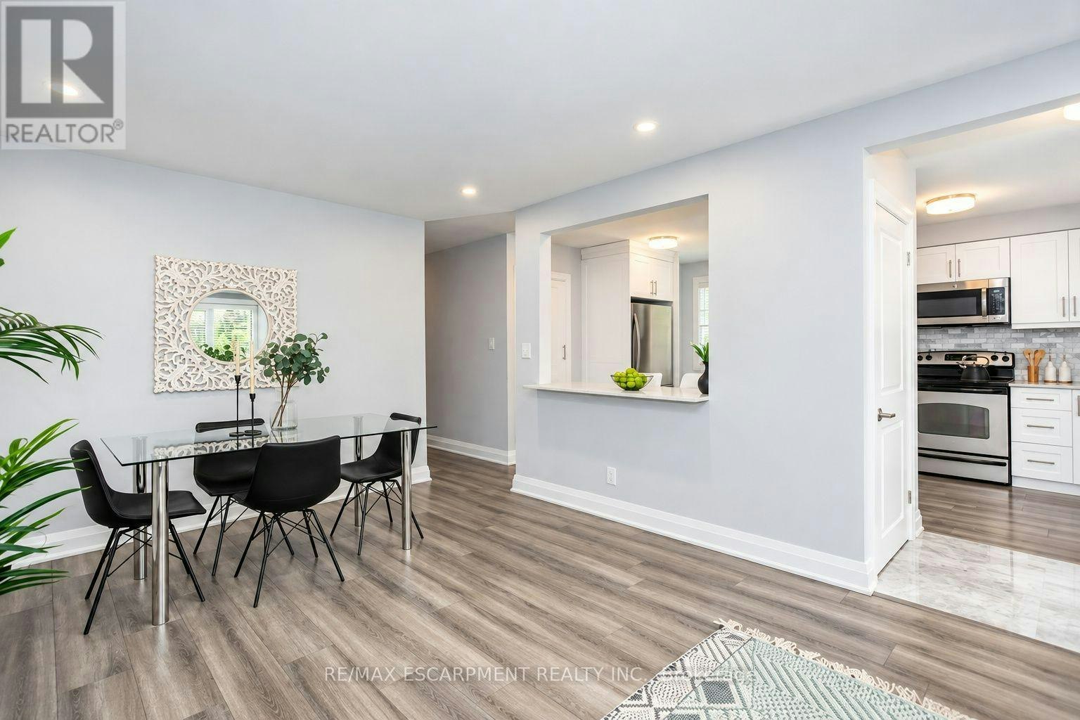 MAIN-576 Turner Drive, Burlington, ON, L7L 2W7 - 9