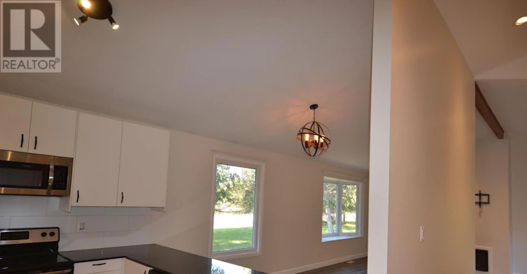 3328 Baskins Beach Road, Ottawa, ON, K0A 1T0 - 2