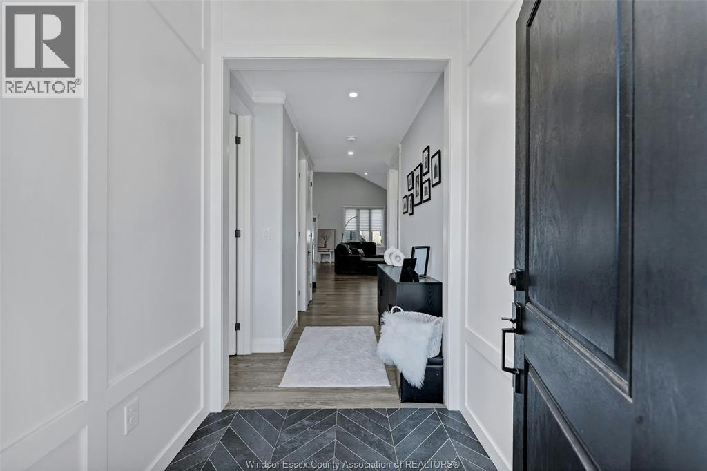 394 Matese Street, Lakeshore, ON, N0R 1A0 - 4