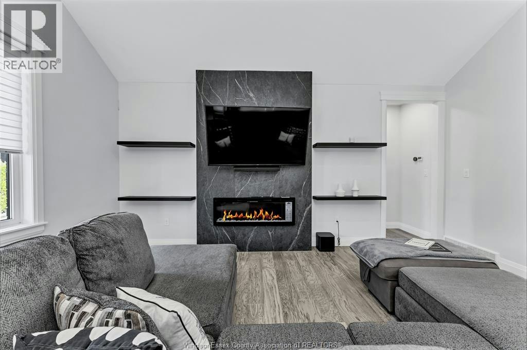 394 Matese Street, Lakeshore, ON, N0R 1A0 - 7